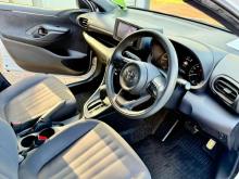 https://riyasewana.com/uploads/toyota-yaris-x-161039026775.jpg
