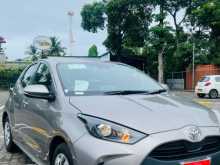 https://riyasewana.com/uploads/toyota-yaris-x-17190005602.jpg