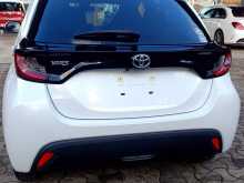 https://riyasewana.com/uploads/toyota-yaris-x-172203354072.jpg