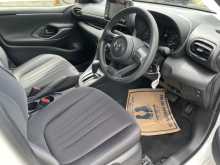 https://riyasewana.com/uploads/toyota-yaris-x-18153326875.jpg