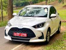 https://riyasewana.com/uploads/toyota-yaris-x-1910053722973.jpg
