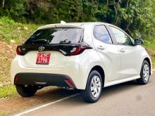 https://riyasewana.com/uploads/toyota-yaris-x-1910055724571.jpg