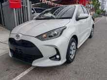 https://riyasewana.com/uploads/toyota-yaris-x-1916171022552.jpg