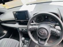 https://riyasewana.com/uploads/toyota-yaris-x-1917240624583.jpg