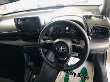 https://riyasewana.com/uploads/toyota-yaris-x-21100005713.jpg
