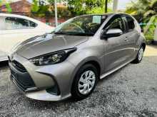 https://riyasewana.com/uploads/toyota-yaris-x-220250622202.jpg