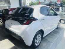 https://riyasewana.com/uploads/toyota-yaris-x-2314105622912.jpg