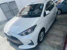https://riyasewana.com/uploads/toyota-yaris-x-2314134124161.jpg