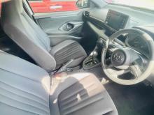https://riyasewana.com/uploads/toyota-yaris-x-2314134224534.jpg