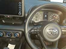 https://riyasewana.com/uploads/toyota-yaris-x-23151604442.jpg
