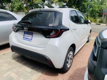 https://riyasewana.com/uploads/toyota-yaris-x-238104124673.jpg