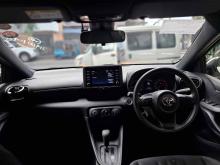https://riyasewana.com/uploads/toyota-yaris-x-2413035424151.jpg