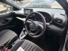 https://riyasewana.com/uploads/toyota-yaris-x-2413035524043.jpg