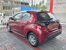 https://riyasewana.com/uploads/toyota-yaris-x-251008104403.jpg