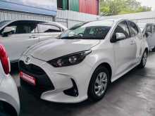https://riyasewana.com/uploads/toyota-yaris-x-2714151822012.jpg
