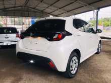 https://riyasewana.com/uploads/toyota-yaris-x-27936391005.jpg