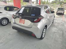 https://riyasewana.com/uploads/toyota-yaris-x-291120096853.jpg
