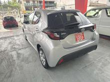 https://riyasewana.com/uploads/toyota-yaris-x-291120216924.jpg