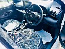 https://riyasewana.com/uploads/toyota-yaris-x-2914220622833.jpg