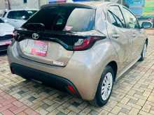 https://riyasewana.com/uploads/toyota-yaris-x-301029314613.jpg