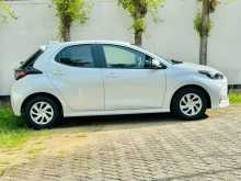 https://riyasewana.com/uploads/toyota-yaris-x-31101753304.jpg
