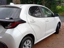 https://riyasewana.com/uploads/toyota-yaris-x-411342417976.jpg