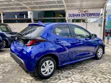 https://riyasewana.com/uploads/toyota-yaris-x-4120013596.jpg