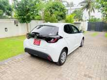 https://riyasewana.com/uploads/toyota-yaris-x-4132928486.jpg