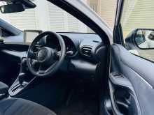 https://riyasewana.com/uploads/toyota-yaris-x-49442422183.jpg