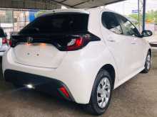 https://riyasewana.com/uploads/toyota-yaris-x-774119815.jpg