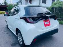 https://riyasewana.com/uploads/toyota-yaris-x-grade-31193638766.jpg