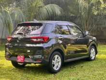https://riyasewana.com/uploads/toyota-yariz-1200cc-271145484612.jpg