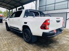 https://riyasewana.com/uploads/toyota-z-gr-2415125524133.jpg