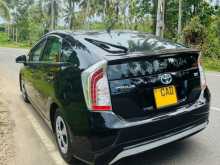 https://riyasewana.com/uploads/toyota-zvw-30-2013-259013812823.jpg