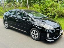 https://riyasewana.com/uploads/toyota-zvw-30-259052418006.jpg