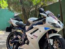 https://riyasewana.com/uploads/triumph-daytona-121136504961.jpg