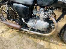 https://riyasewana.com/uploads/triumph-t90-88551713612.jpg