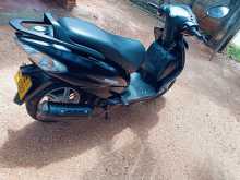 https://riyasewana.com/uploads/tvs-2011-141059234692.jpg