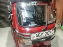 TVS King 2016 Three Wheel