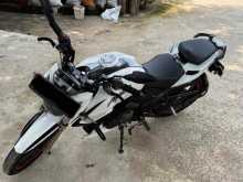 https://riyasewana.com/uploads/tvs-apache-1016272922772.jpg