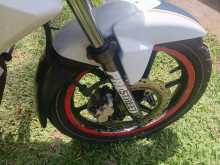 https://riyasewana.com/uploads/tvs-apache-1320435813303.jpg