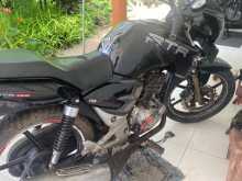 https://riyasewana.com/uploads/tvs-apache-150-2417314413623.jpg