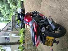 https://riyasewana.com/uploads/tvs-apache-150-261858324812.jpg