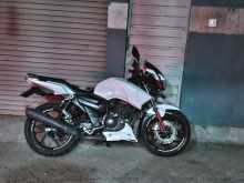 https://riyasewana.com/uploads/tvs-apache-150-311950354012.jpg