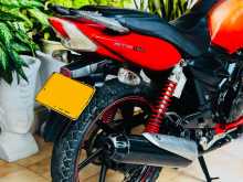 https://riyasewana.com/uploads/tvs-apache-150-34131713874.jpg
