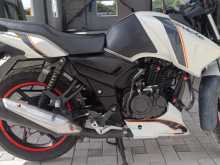 https://riyasewana.com/uploads/tvs-apache-160-120175613763.jpg