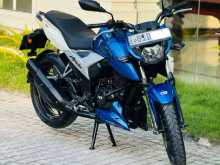 https://riyasewana.com/uploads/tvs-apache-160-131322304322.jpg