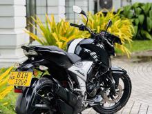 https://riyasewana.com/uploads/tvs-apache-160-1917013824981.jpg