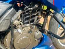 https://riyasewana.com/uploads/tvs-apache-160-2220495313513.jpg
