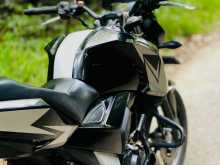https://riyasewana.com/uploads/tvs-apache-160-2222230713832.jpg